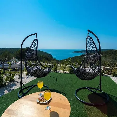 Isolated Paradise Adio Mare Milna Brac