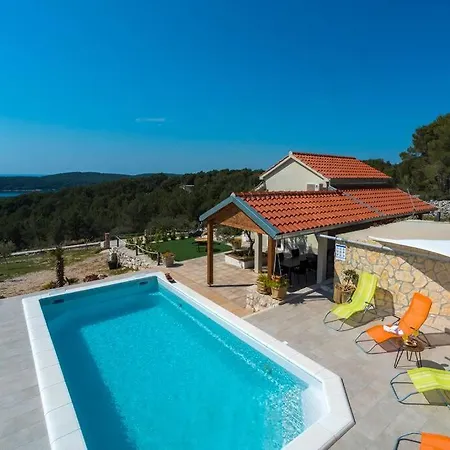 Isolated Paradise Adio Mare Milna Brac Holiday home